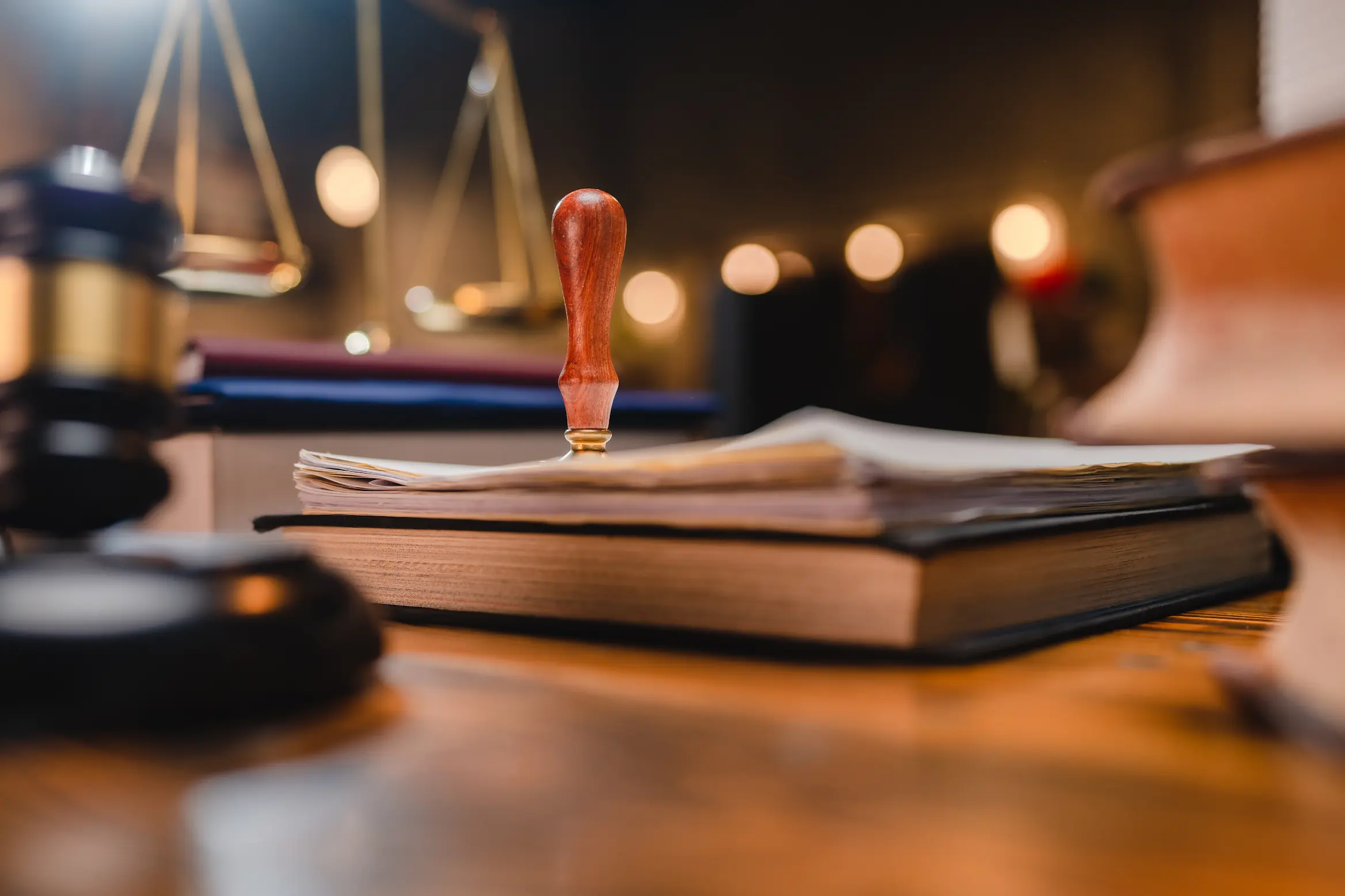 law-and-authority-lawyer-concept-judgment-gavel-h-2025-03-25-04-26-34-utc